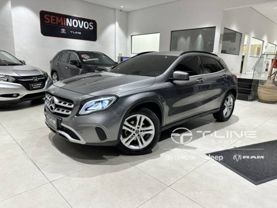 MERCEDES-BENZ GLA 200 1.6 CGI FLEX STYLE 7G-DCT